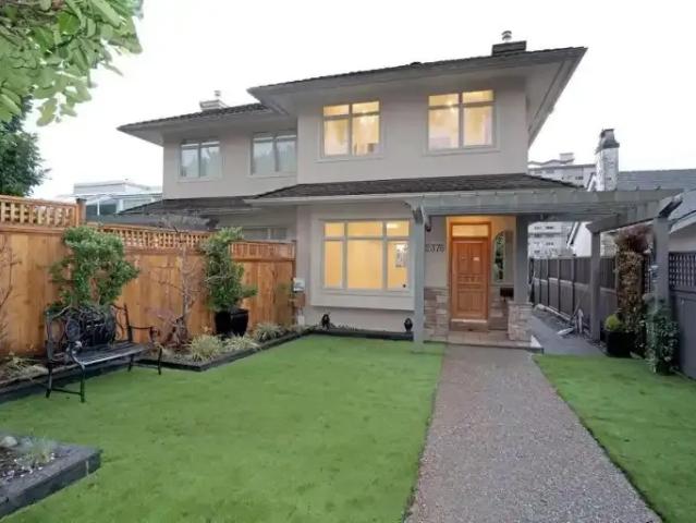 Apartment for rent in West Vancouver, British Columbia