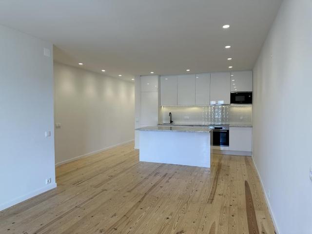 Apartamento alugar em Santo António, Lisboa
