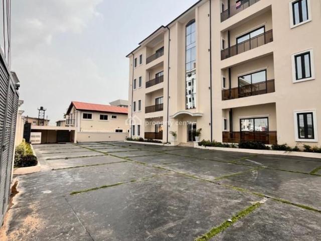 Flat for rent in Eti Osa, Lagos