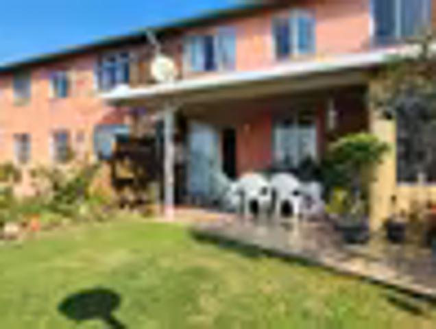 Apartment for sale in Woodhaven, Durban