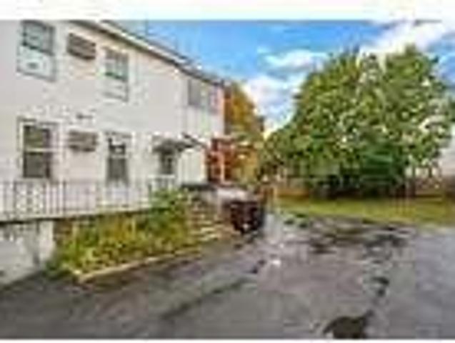 House for rent in Everett, Massachusetts