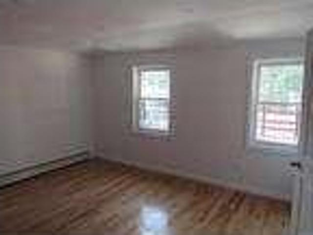 House for rent in Queens, Arverne