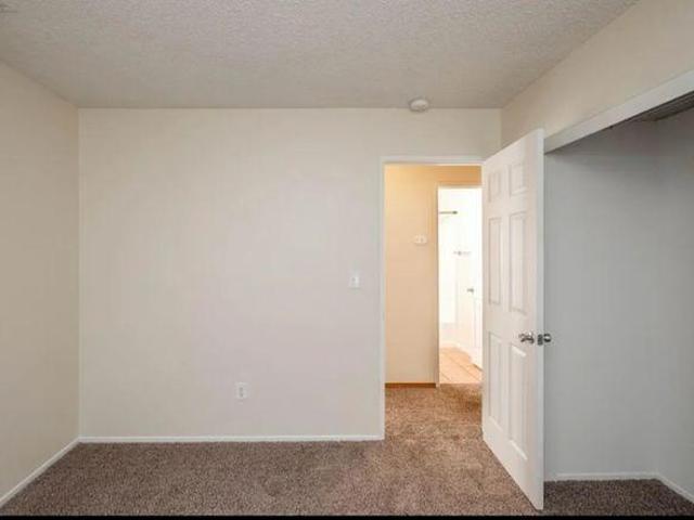 Room for rent in Apple Valley, California