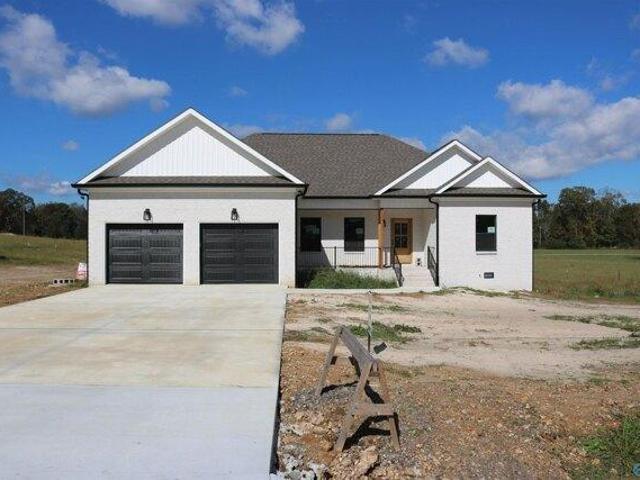 House for sale in Arab, Alabama