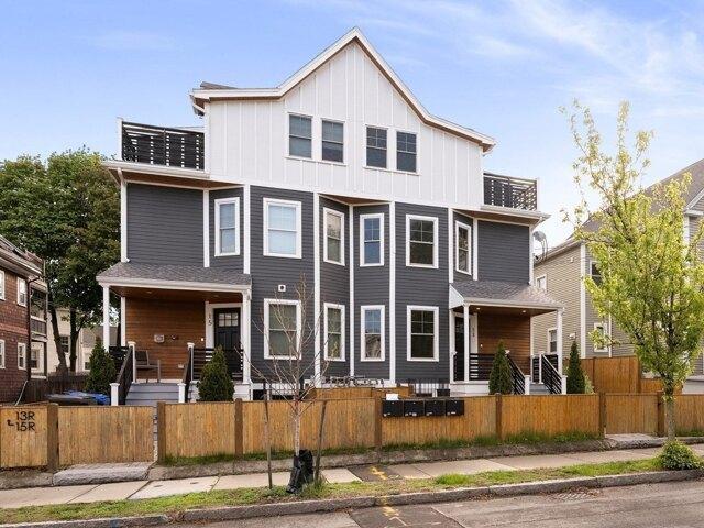 Condo for sale in Orvis Road Historic District, Arlington
