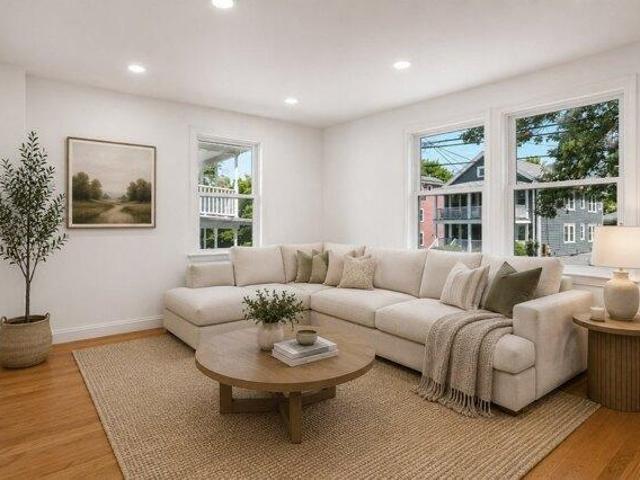 Condo for sale in Arlington, Middlesex County