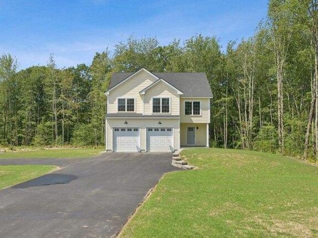 House for sale in Maine