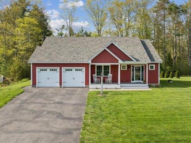 House for sale in Maine