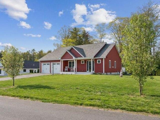 House for sale in Maine