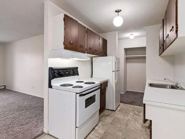 Apartment for rent in Lakeview, Lethbridge