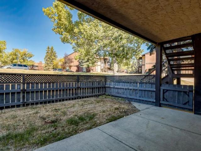 Apartment for rent in Wedgewood, Alberta