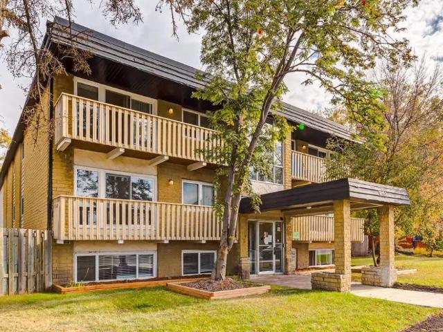 Apartment for rent in Wedgewood, Alberta