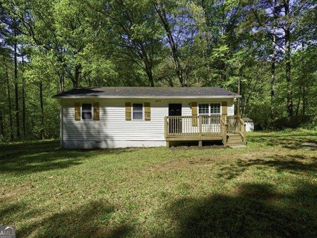 House for sale in Red Oak, Georgia