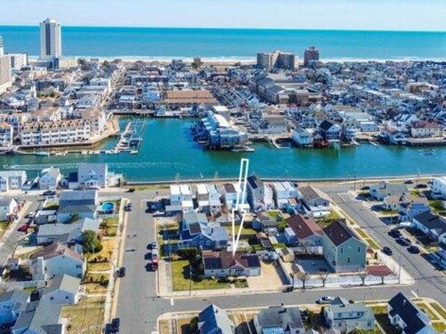 House for sale in Atlantic City, New Jersey