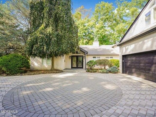 House for sale in Atlantic Highlands
