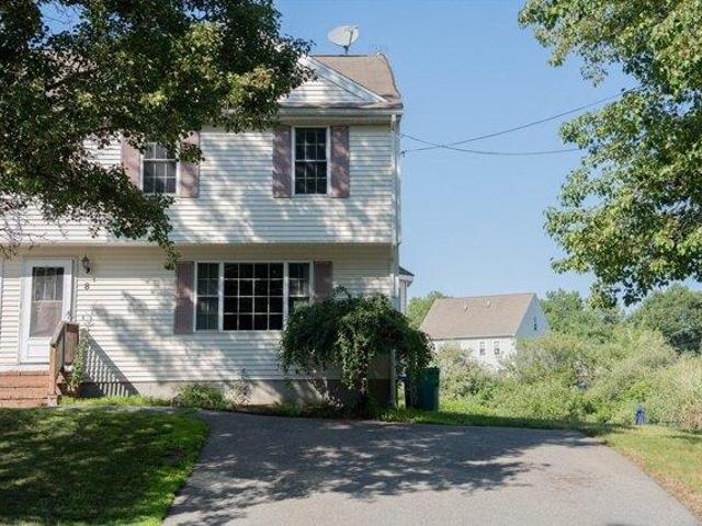 Condo for sale in Bristol, Massachusetts