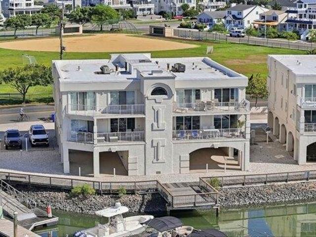 Condo for sale in Avalon, New Jersey