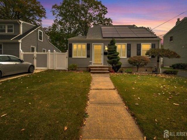 House for sale in Avenel, New Jersey