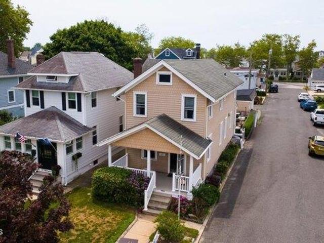 House for sale in Avon-by-the-Sea, Monmouth County