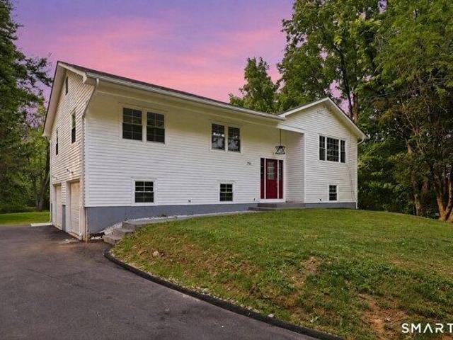 House for sale in Avon, Connecticut