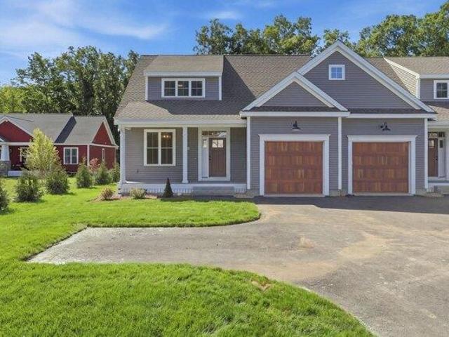 Condo for sale in Ayer, Middlesex County