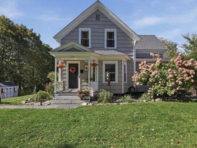 House for sale in Ayer, Middlesex County