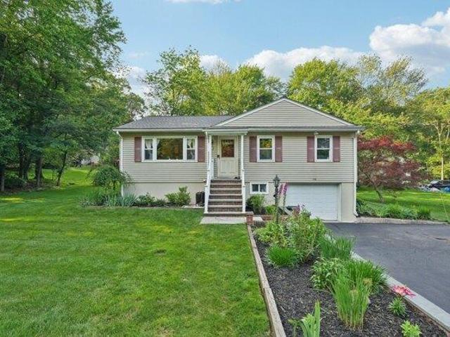 House for sale in Clarkstown