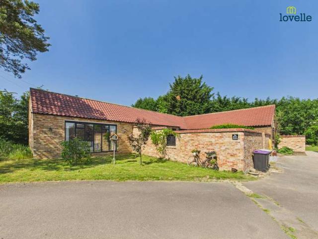 Land for sale in Belleau, Lincolnshire