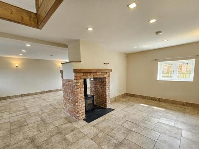 House for rent in Gnosall, Baswich