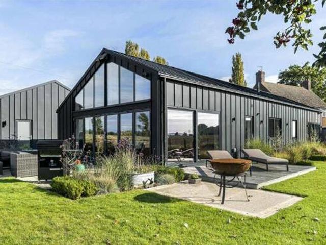 House for sale in The Slade, Oxfordshire
