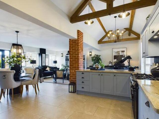 House for sale in Red Hill, Surrey