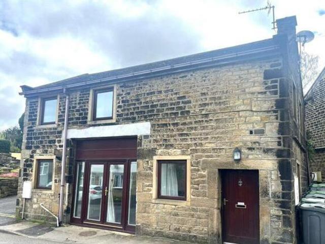 House for sale in Holmfirth, West Yorkshire