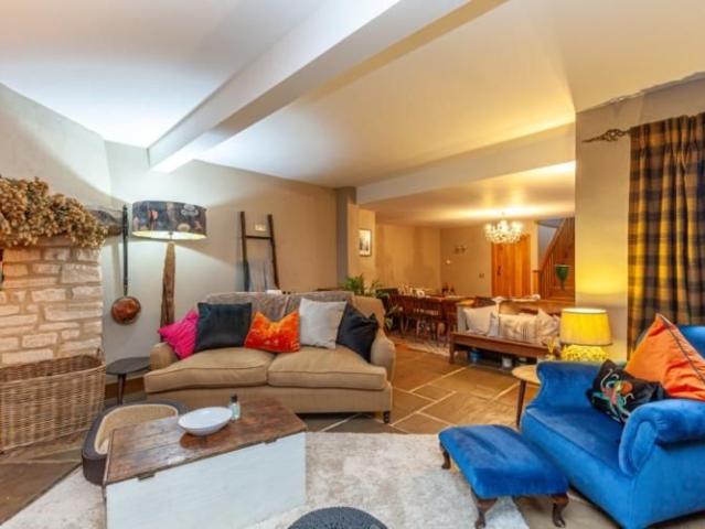 House for rent in Evershot, Oxfordshire
