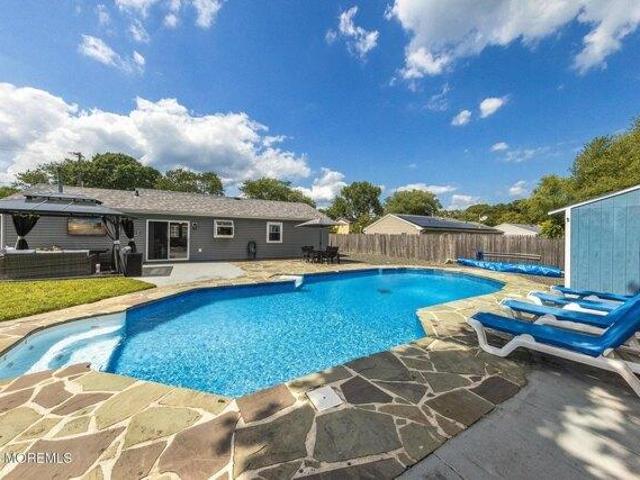 House for sale in Waretown, New Jersey