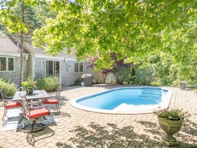 House for sale in Barnstable