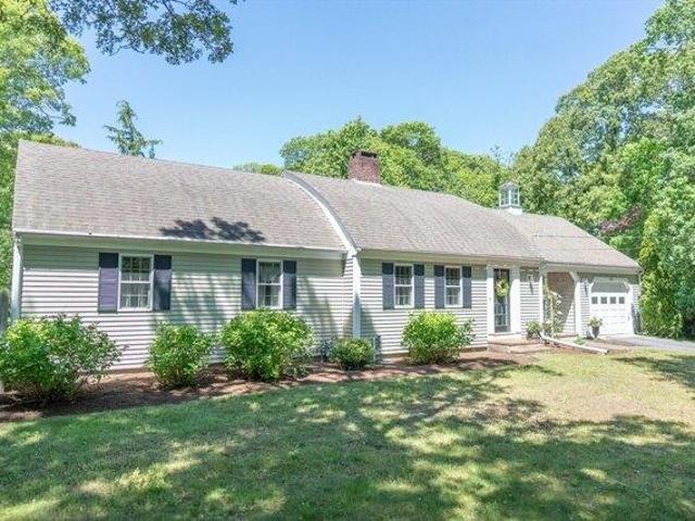 House for sale in Barnstable