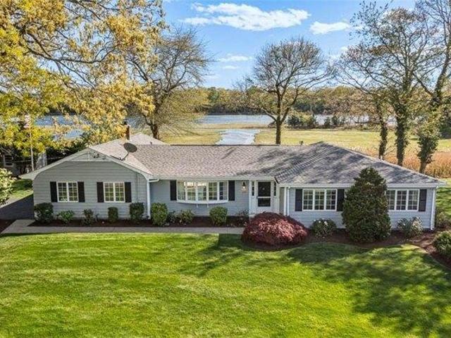 House for sale in Barrington, Rhode Island