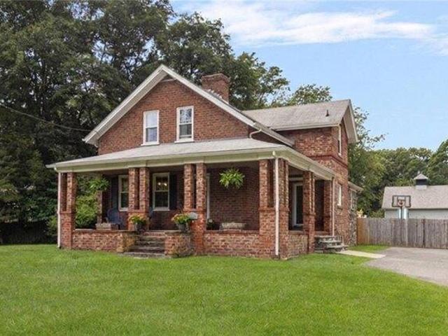 House for sale in Barrington, Rhode Island