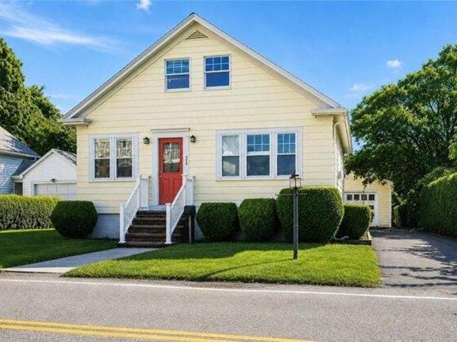 House for sale in Barrington, Rhode Island