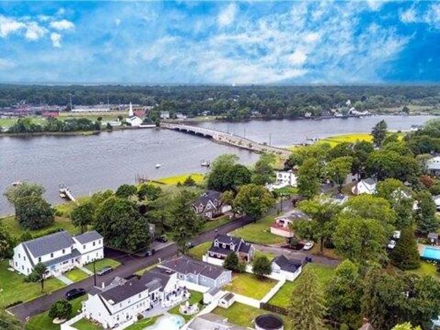 House for sale in Barrington, Rhode Island