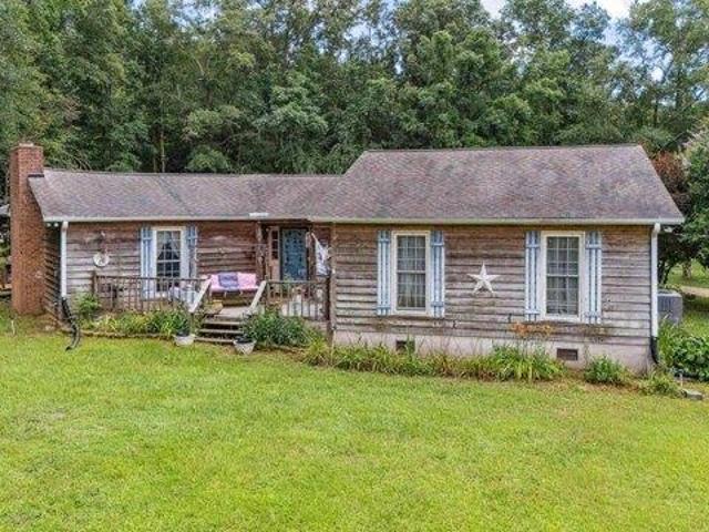 House for sale in Batesburg