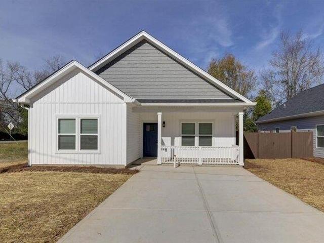 House for sale in Batesburg