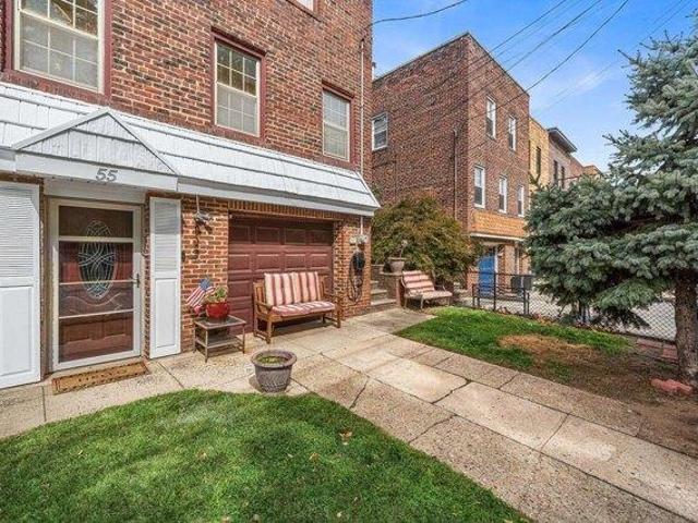 House for sale in Port Johnson, Bayonne