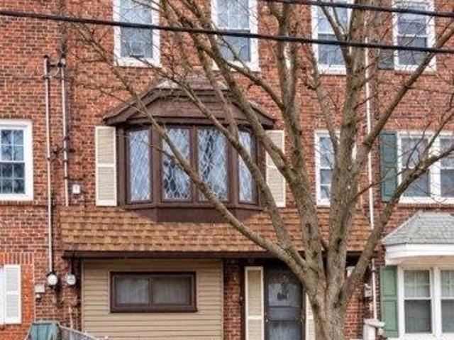 House for sale in Port Johnson, Bayonne