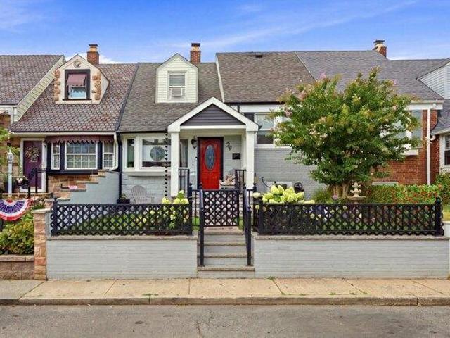 House for sale in Bayonne, Hudson County
