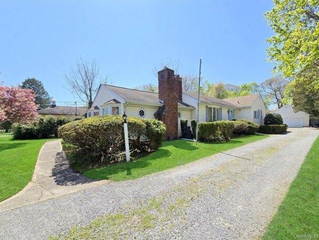 House for sale in Bohemia, New York