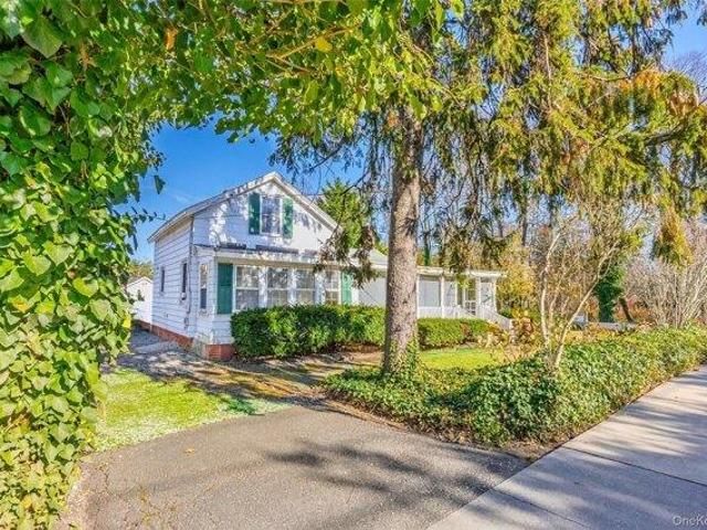 House for sale in Bohemia, New York