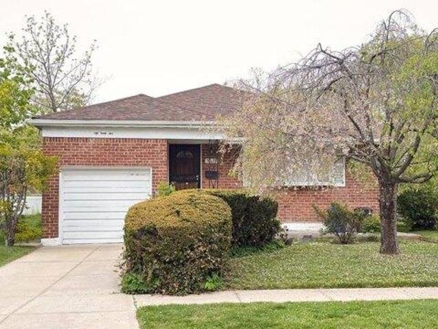 House for sale in Queens, Arverne
