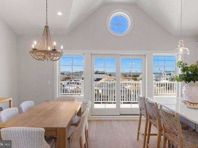 House for sale in Beach Haven Historic District, Beach Haven