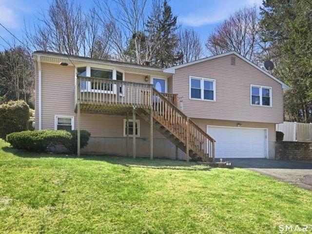 House for sale in Beacon Falls, Connecticut